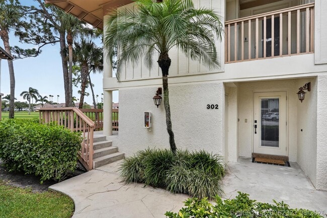 Building Photo - 302 Brackenwood Cir