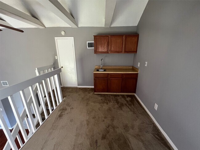 Building Photo - 8479 Sands Point Dr
