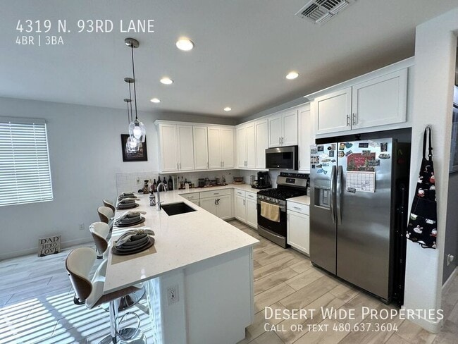 Building Photo - 4319 N 93rd Ln