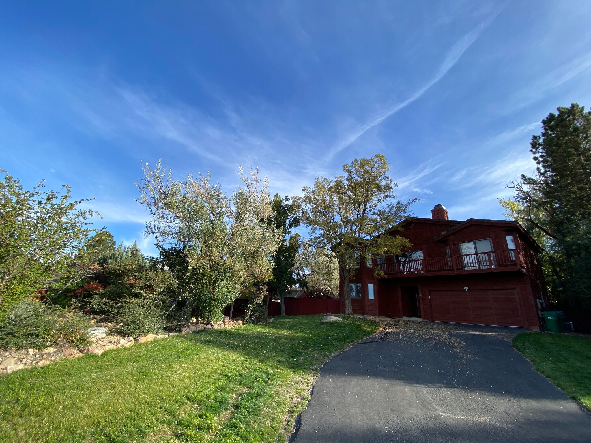 Building Photo - 3580 Skyline View Dr