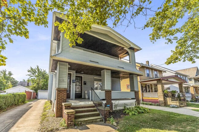 Building Photo - 10619 Bernard Ave