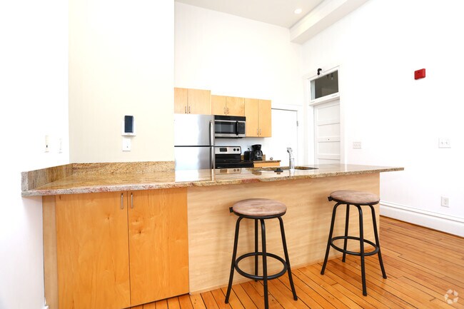 Building Photo - 141 East