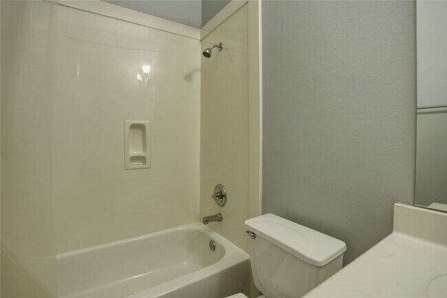 Building Photo - 2302 Marblecrest Ln