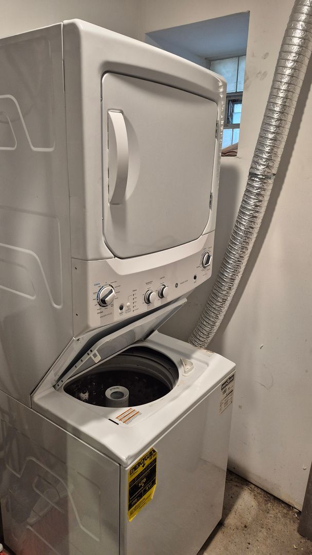 Building Photo - 4730 N St Louis Ave