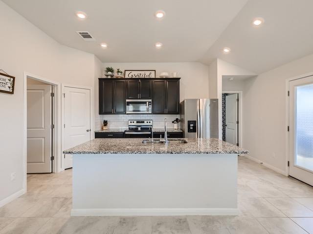 Building Photo - 195 Star Light Wy