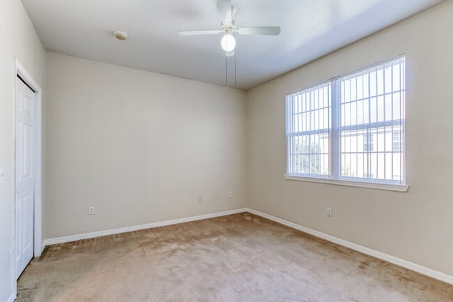Building Photo - Metrowest Condo at The Hamptons, Orlando