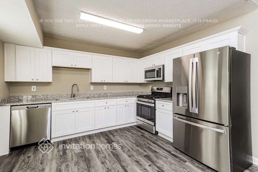 Building Photo - 2653 Laurel View Dr