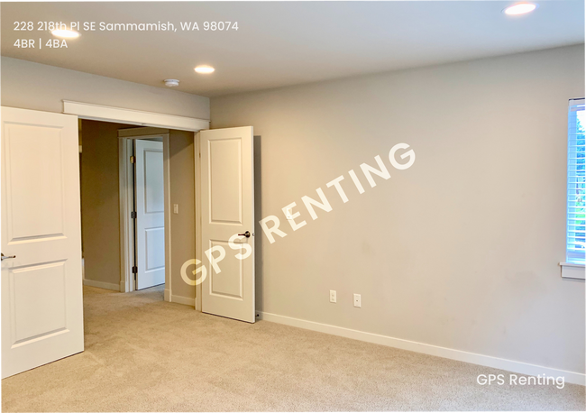 Building Photo - Available Now! Spacious 4BR Home in Pine M...