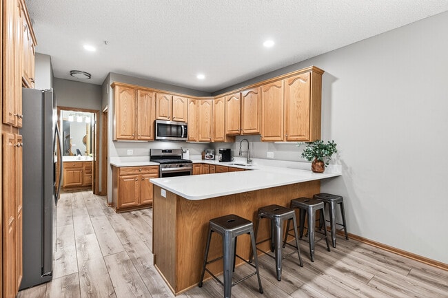 Building Photo - 10098 Bridgehill Terrace