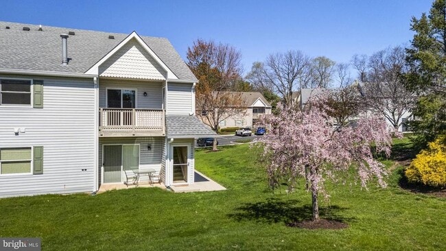 Building Photo - 1008 Horseshoe Dr