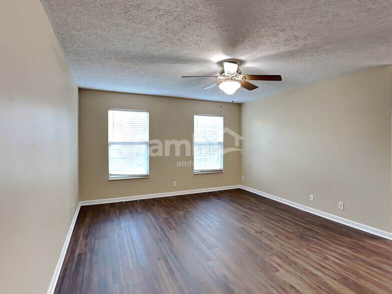 Building Photo - 108 Wood Duck Ln