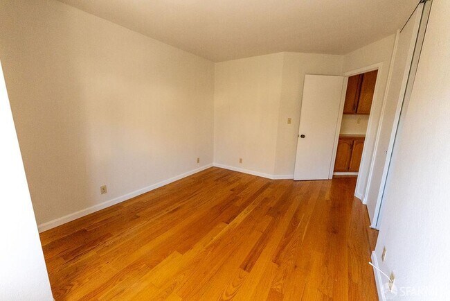 Building Photo - 3779 Harlequin Terrace