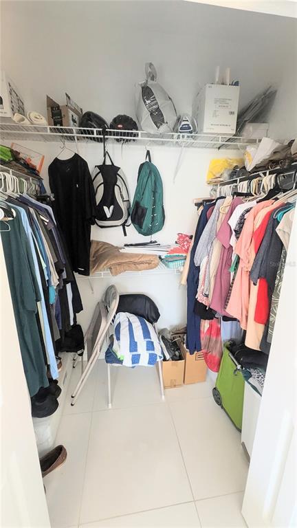 Building Photo - 1064 N Tamiami Trl