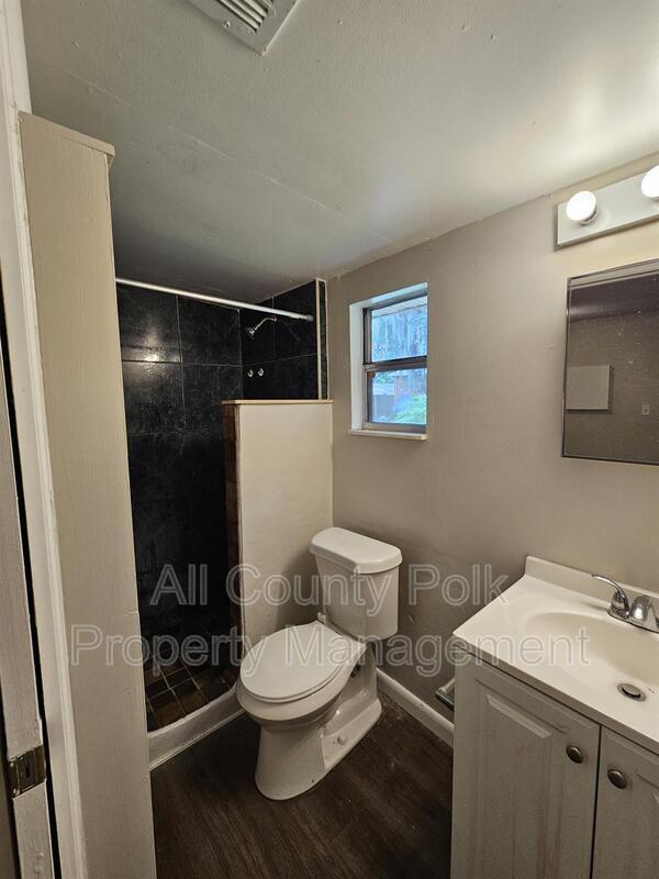 Building Photo - 2619 Crutchfield Rd