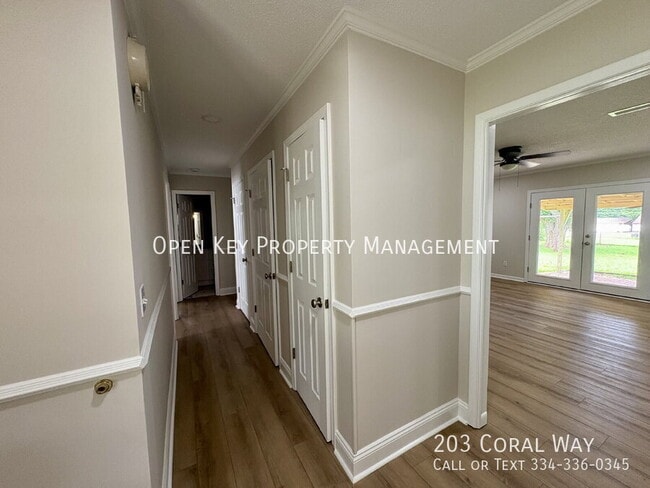 Building Photo - 203 Coral Way