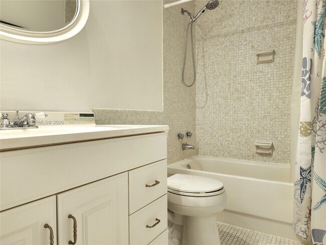 Building Photo - 3505 S Ocean Dr