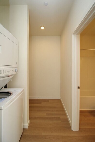 Building Photo - 1111 SE Tenino St