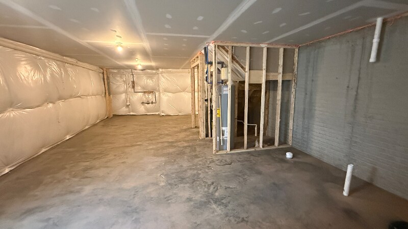Building Photo - 3605 Fieldstone Dr