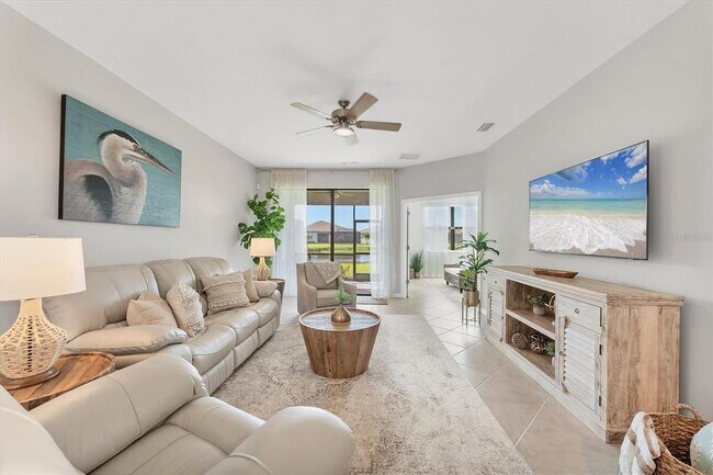 Building Photo - 2049 Bonito Wy