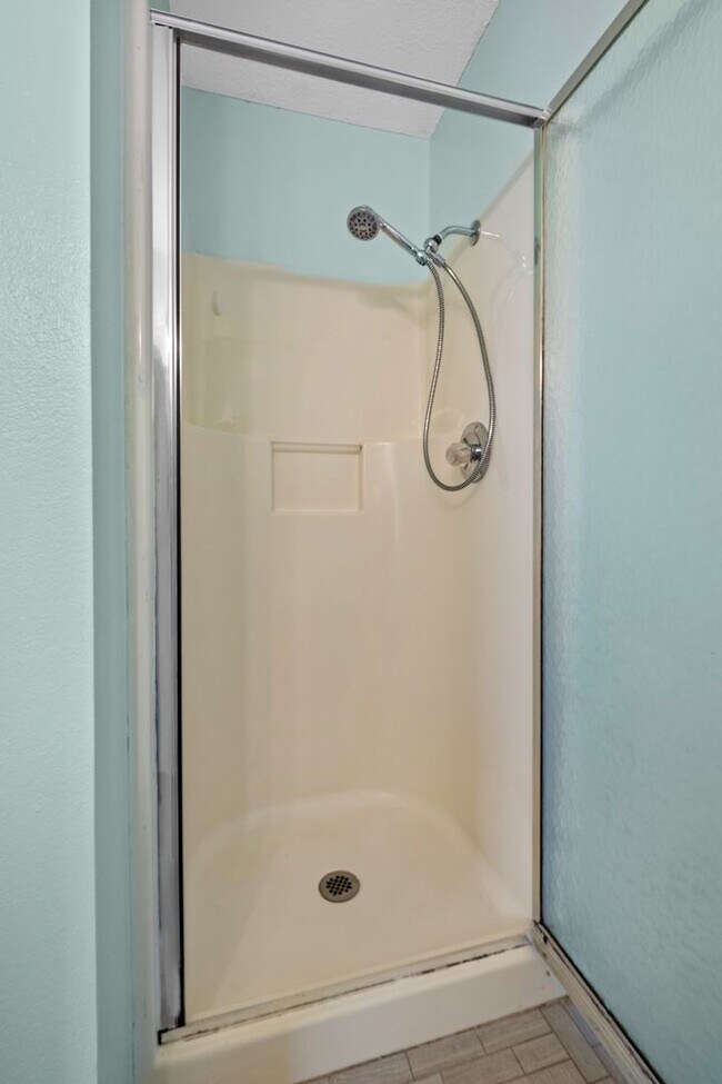 Building Photo - Affordable 2-Bedroom Home for Lease in Fayetteville, AR