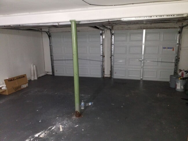 Building Photo - 13205 Craig Ave