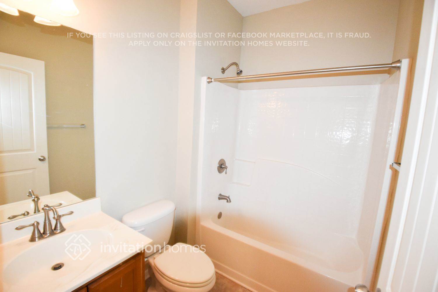 Building Photo - 3004 Golf Creek