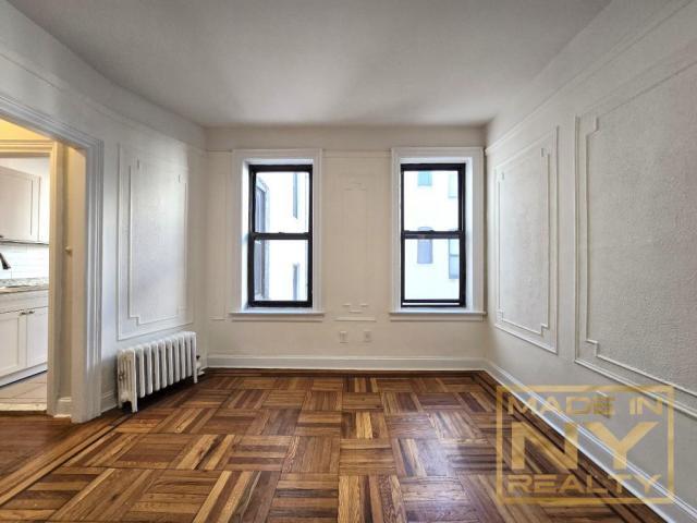 Building Photo - 1 bedroom in ASTORIA NY 11106