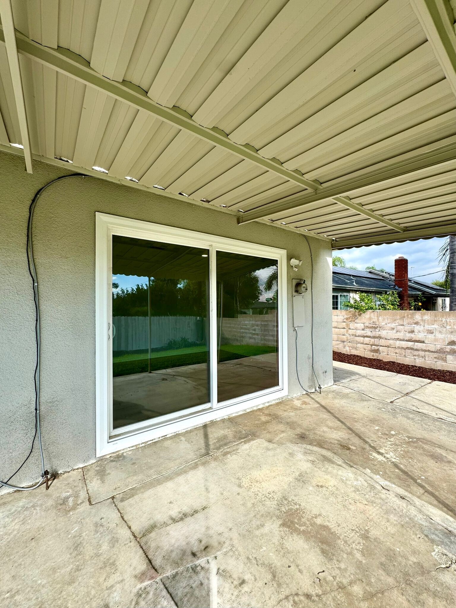 Building Photo - 251 E Heather St