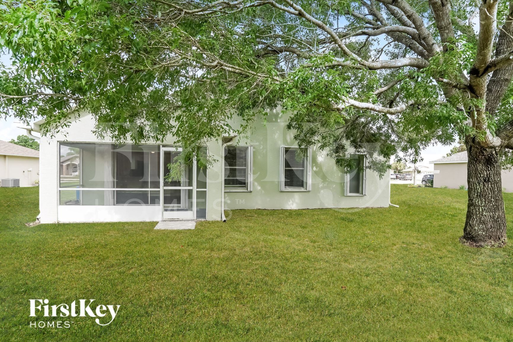 Building Photo - 1528 Graduate Ct