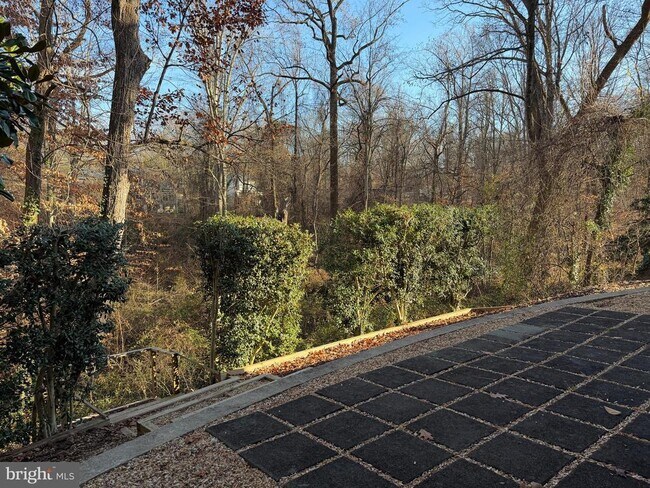 Building Photo - 5206 Easton Dr