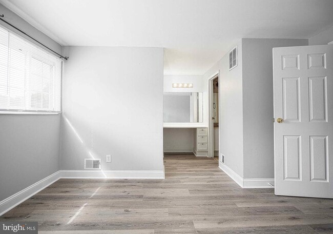 Building Photo - 224 Drexel Dr
