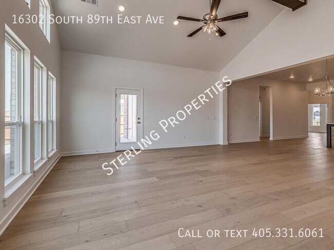 Building Photo - 16302 S 89th E Ave