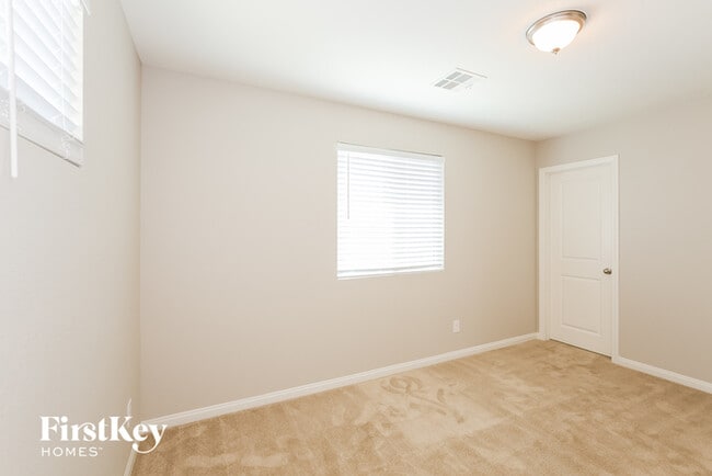 Building Photo - 4730 Challenger St