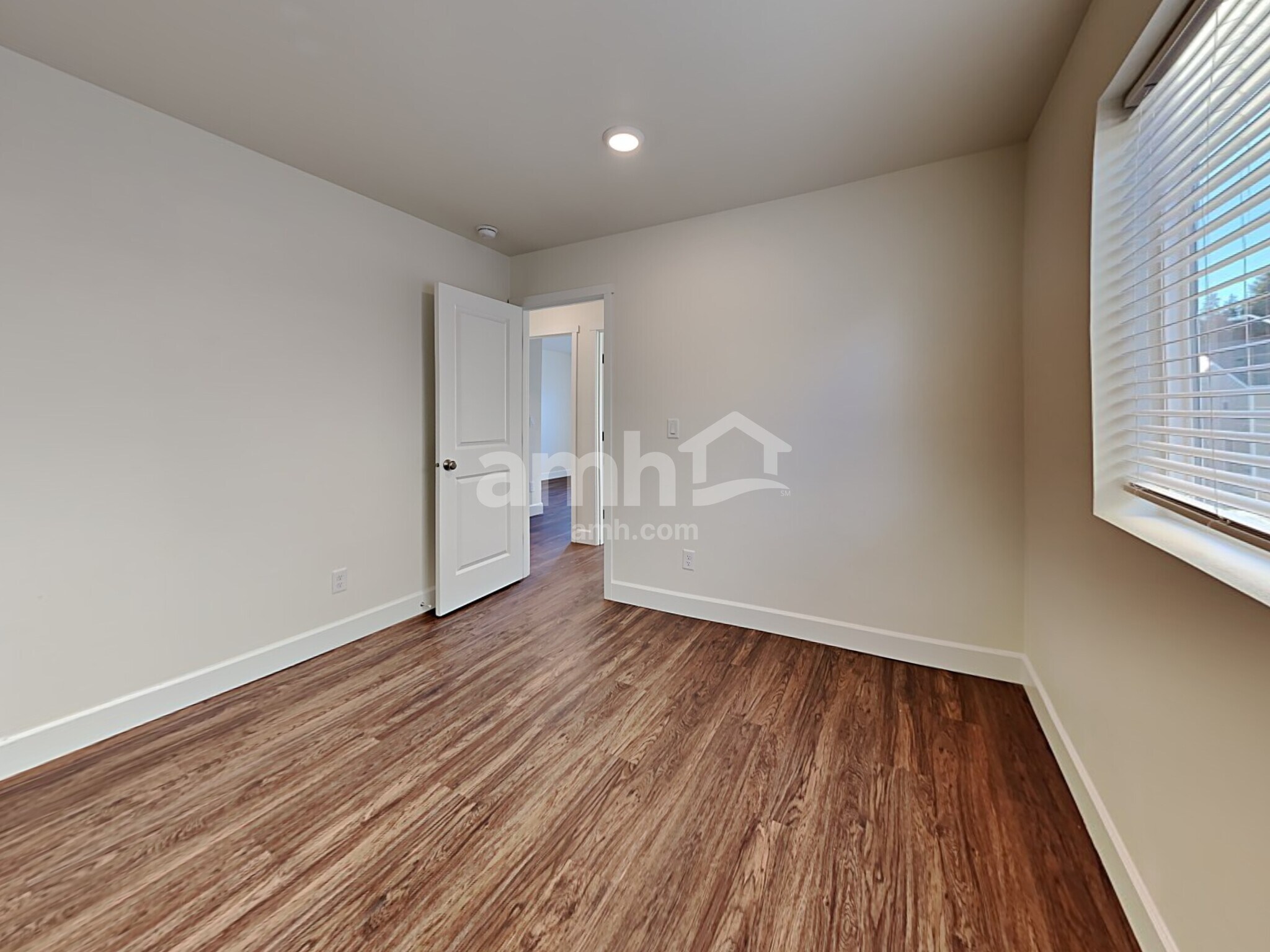 Building Photo - 12445 83rd Ave E
