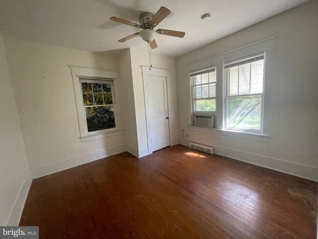 Building Photo - 1455 Senseny Rd