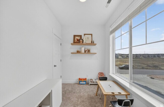 Building Photo - 1965 N 3410 W