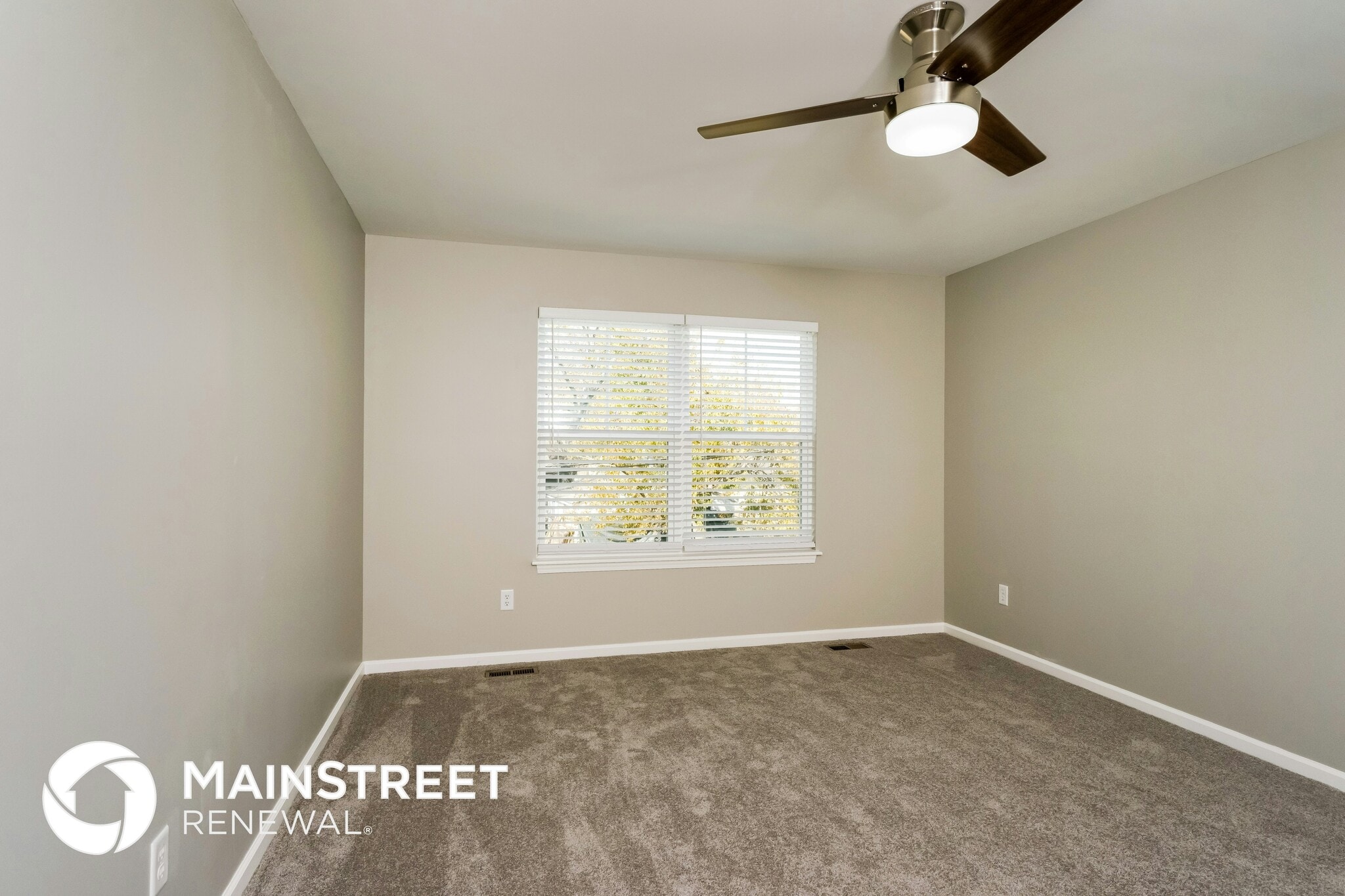 Building Photo - 2924 Paddle Wheel Dr