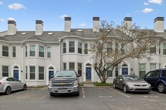 Building Photo - 219 Fairmont Ct