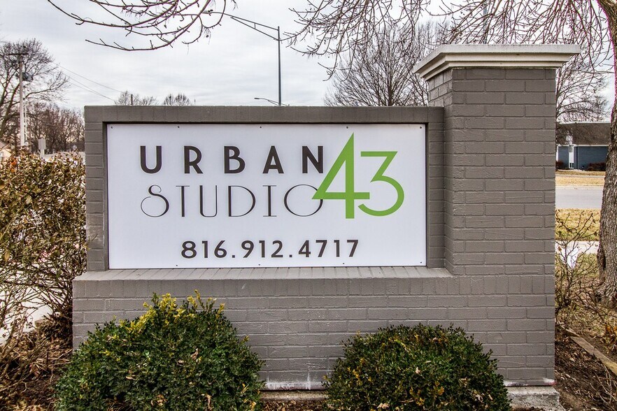 Building Photo - Welcome to Urban Studio 43 – Comfort, Convenience & Contemporary living in South Kansas City