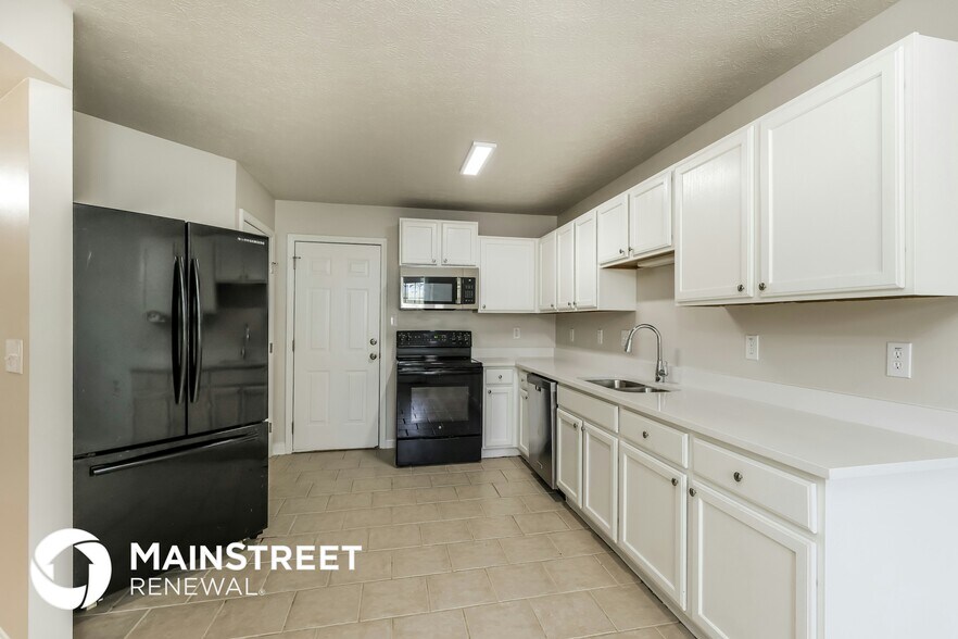 Building Photo - 4112 Willowview Blvd