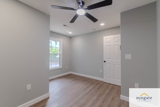 Building Photo - 11319 Harding Rd