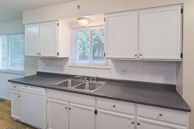 Building Photo - 900 Patricia Ave