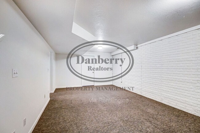 Building Photo - 3571 Turret Green Dr