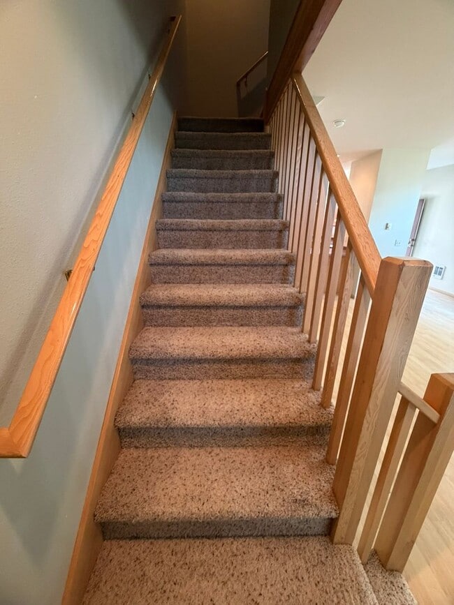 Building Photo - 2 Story West Side Kalispell Townhouse