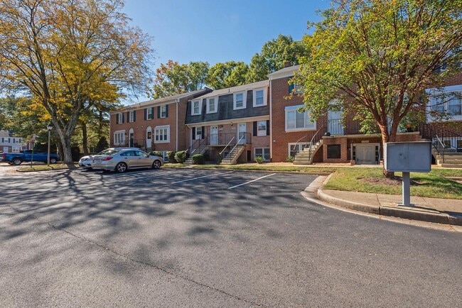 Building Photo - 1510 Presidential Dr