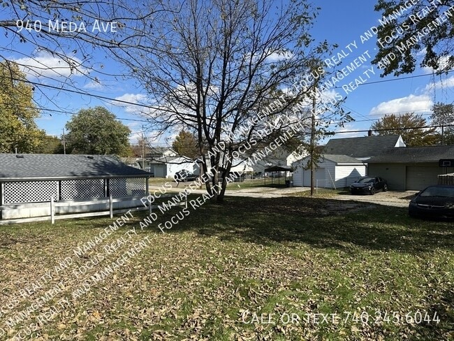 Building Photo - 940 Meda Ave