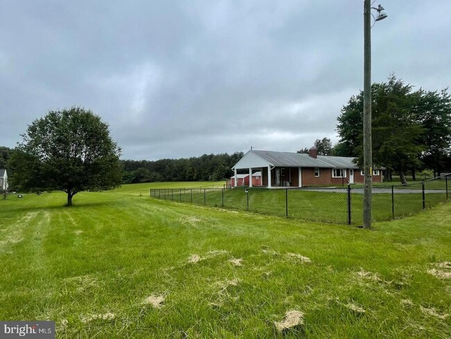 Building Photo - 14606 Bristow Rd