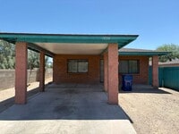 Building Photo - 1036 N 13th Ave
