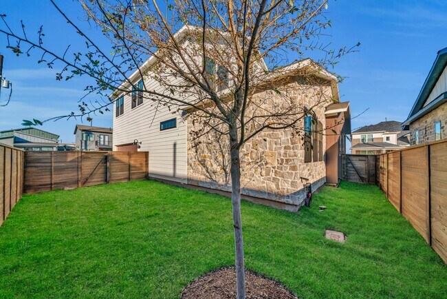 Building Photo - 3244 Loam Ln