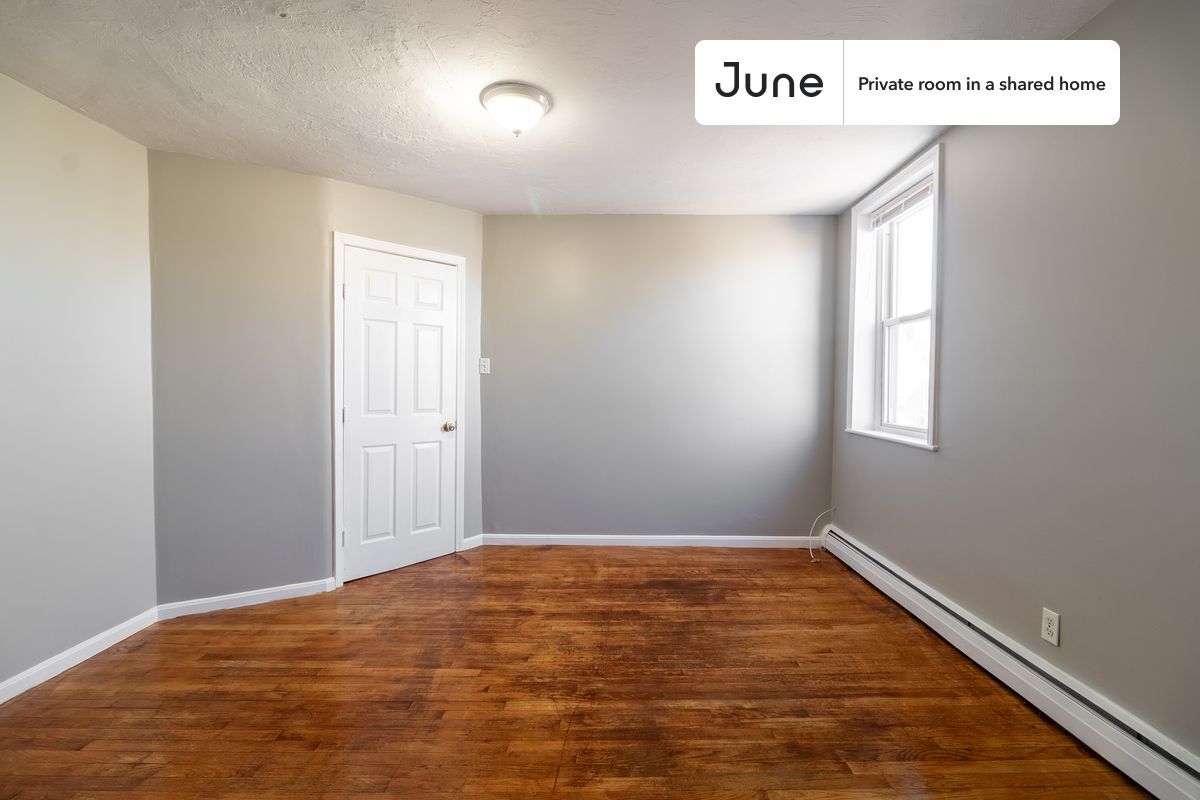 Building Photo - Room in Shared 4 bed/2 bath home in Newton Corner